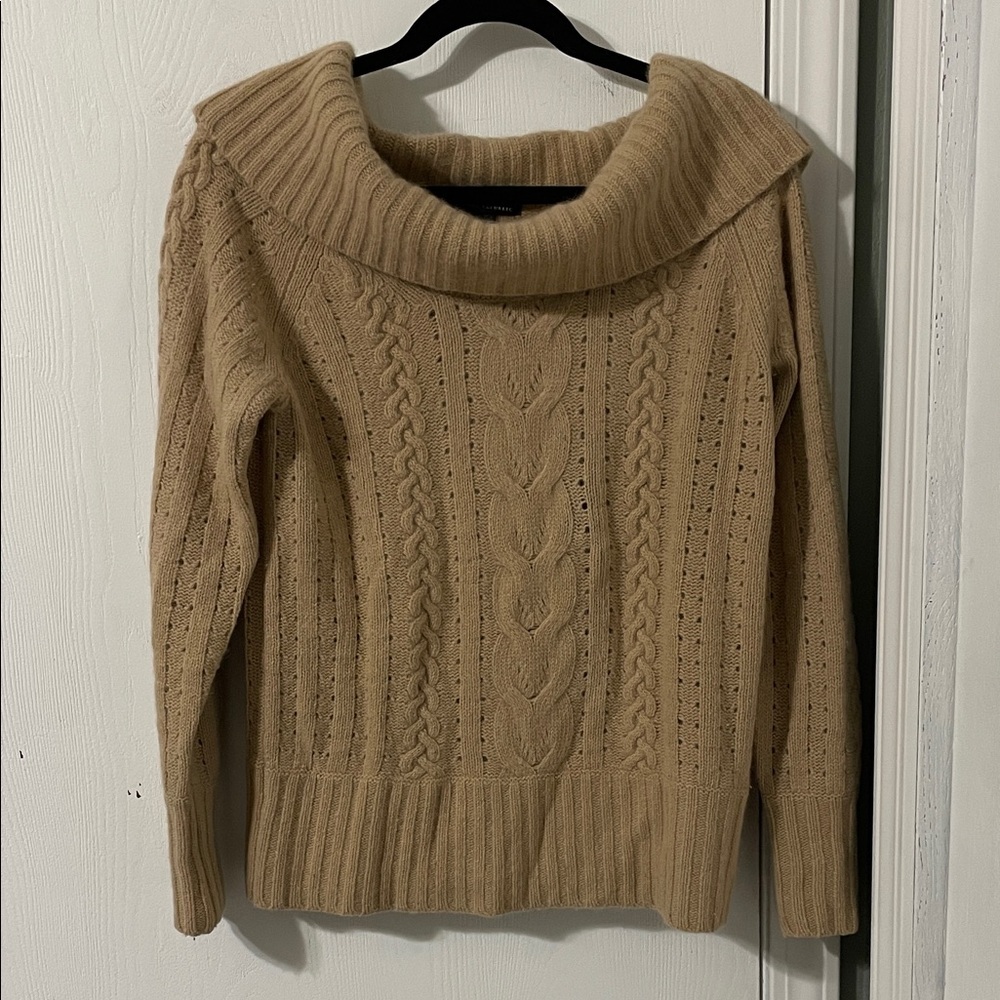 Banana Republic Womans Lambs Wool Cowl Neck Cable Knit Caramel Sweater Sz Medium
